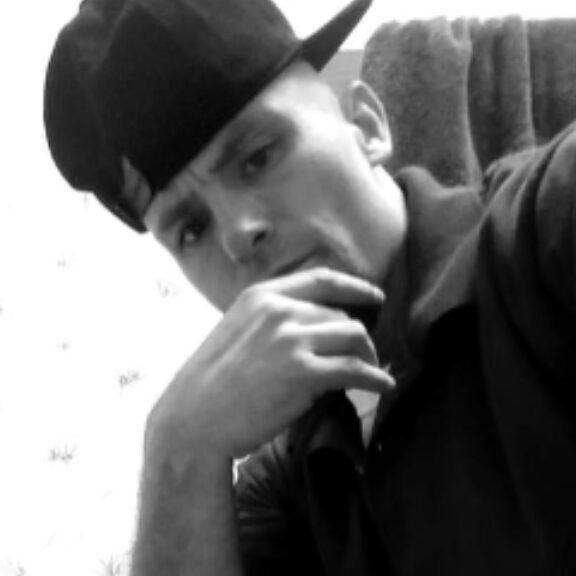 RyMayn Chav-E.Z