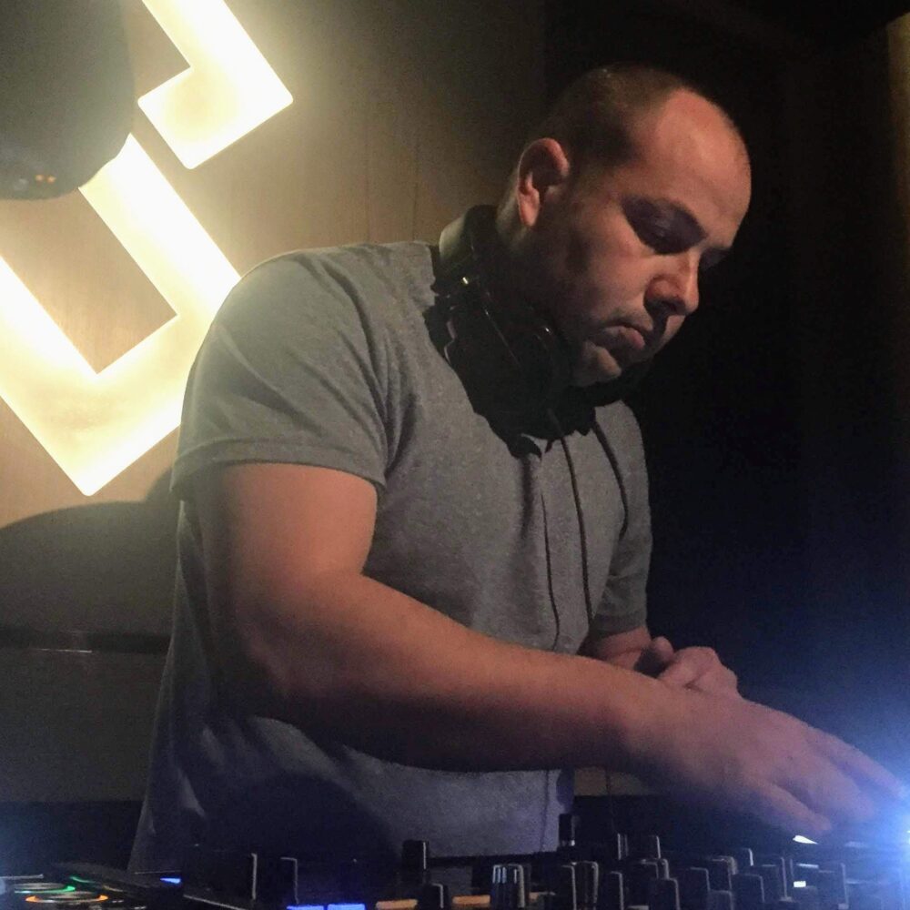 Dj Straggs